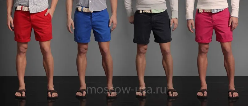 Модели в коротких шортах Abercrombie и Hollister
