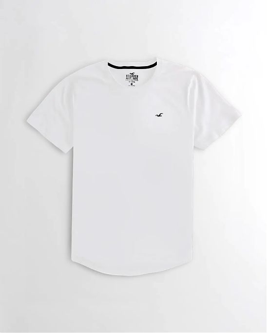 Moscow USA предлагает вам купить футболку Hollister белого  цвета с нашитым логотипом чайки на груди. Модель 06236. Доставка по России, Москве и области, самовывоз.