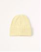 Moscow USA предлагает вам купить шапку Abercrombie Fitch желтого цвета. Модель 06626. Доставка по России, Москве и области, самовывоз.