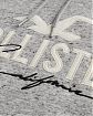 Moscow USA предлагает Вам купить винтажную мужскую толстовку с капюшоном Hollister серого цвета с белой нашитой надписью. Модель 06549. Доставка по России, Москве и области, самовывоз.