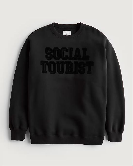 Moscow USA предлагает вам купить мужскую толстовку свитшот Social Tourist Oversized черного цвета с фирменной нашивкой. Модель 06703. Доставка по России, Москве и области, самовывоз.