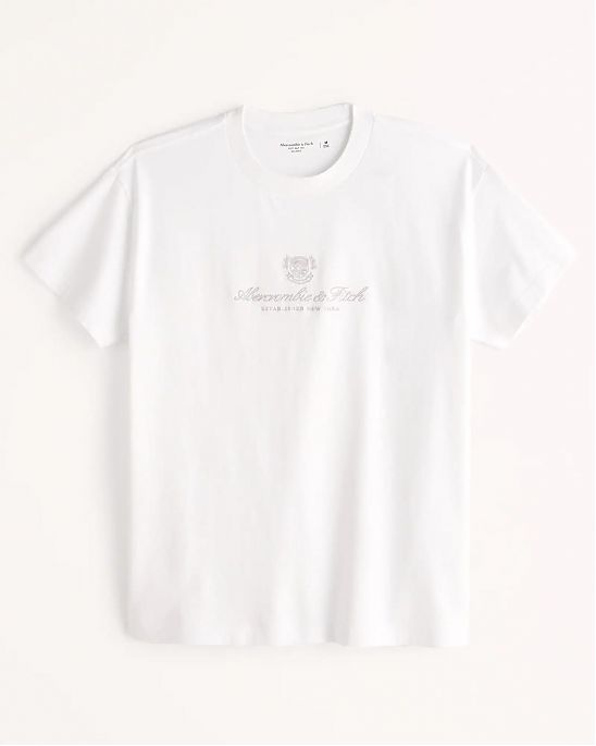 Moscow USA предлагает вам купить футболку Футболка Abercrombie Fitch белого цвета с нашитым лого. Модель 06442. Доставка по России, Москве и области, самовывоз