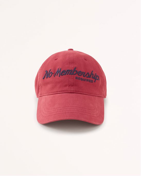 Moscow USA предлагает вам купить безразмерную кепку Abercrombie Fitch красного цвета с темно-синей нашитой надписью. Модель 06283. Доставка по России, Москве и области, самовывоз.