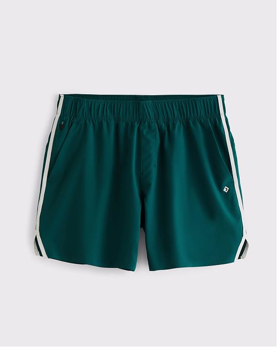 Мужские спортивные шорты YPB для тренировок длиной 15 см с эластичным поясом и карманами на молнии. Оригинальная модель, бесплатная доставка и примерка по России.