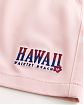 Moscow USA предлагает вам купить мужские плавательные шорты Hollister Hawaii розового цвета с нашитой графикой средней длины. Модель 07869 . Бесплатная доставка по России, Москве и области, самовывоз.