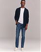 Moscow USA предлагает вам купить мужские джинсы Abercrombie & Fitch Skinny Jean синего цвета. Модель 07341. Бесплатная доставка по России, Москве и области, самовывоз.