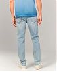 Moscow USA предлагает вам купить джинсы Abercrombie Fitch Athletic Skinny Jean светло-синего цвета. Модель 07012. Доставка по России, Москве и области, самовывоз.