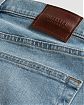 Moscow USA предлагает вам купить джинсы Hollister Slim Straight Jeans синего цвета с небольшими потертостями. Модель 06943. Доставка по России, Москве и области, самовывоз.