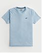 Moscow USA предлагает вам купить футболку Hollister голубого цвета с нашитым лого. Модель 06239. Доставка по России, Москве и области, самовывоз.
