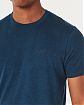 Moscow USA предлагает вам купить футболку Hollister темно-синего цвета с нашитым логотипом. Модель 07149. Доставка по России, Москве и области, самовывоз.