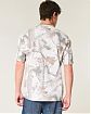 Moscow USA предлагает вам купить мужскую футболку Hollister камуфляжного цвета, бокс‑фит, из плотного хлопка. Модель 07935. Бесплатная доставка по России, Москве и области, самовывоз.