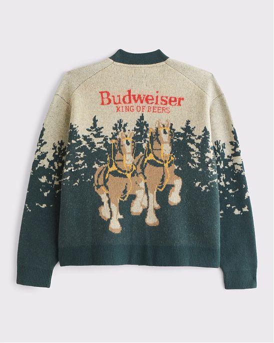 Мужской кардиган Abercrombie & Fitch с графикой Budweiser в бежево-зелёной гамме. Оригинальная модель 07753, бесплатная доставка и примерка по России.